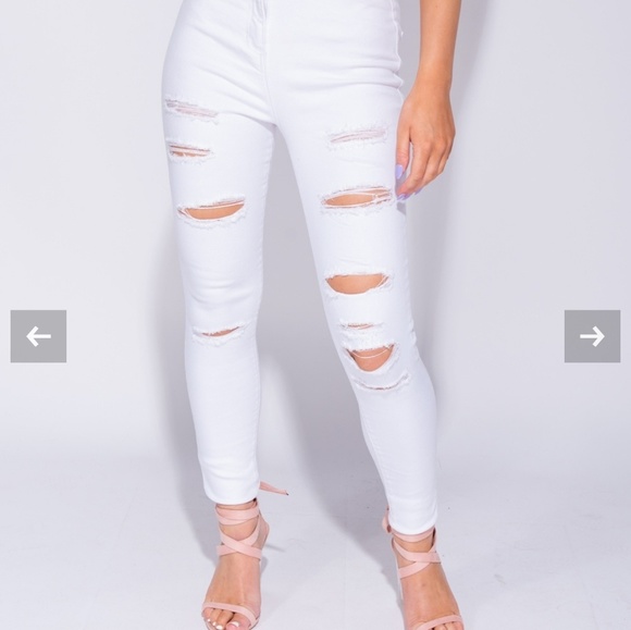 Final Sale!! 5🌟HOT❤❤White distressed jeggings - Picture 2 of 4